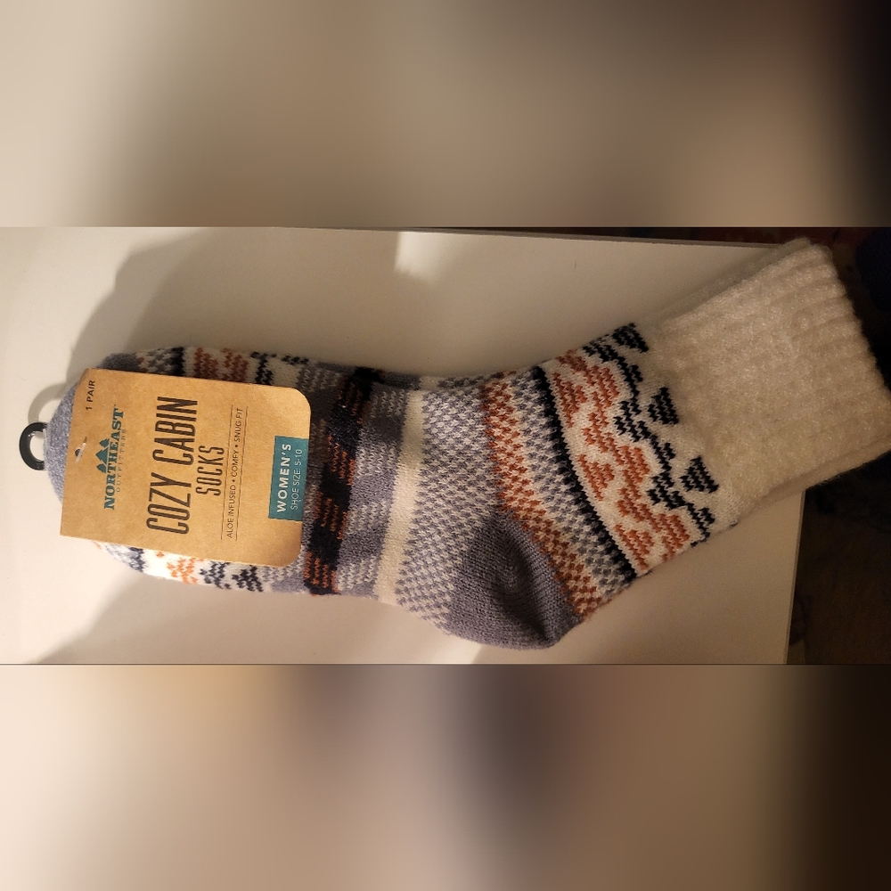 Cozy Cabin socks W5-10
